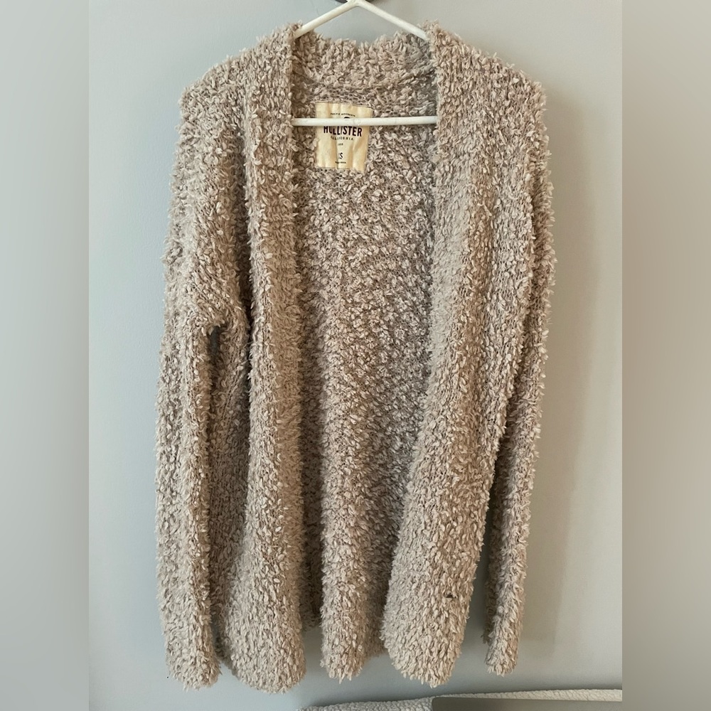 Hollister Cardigan